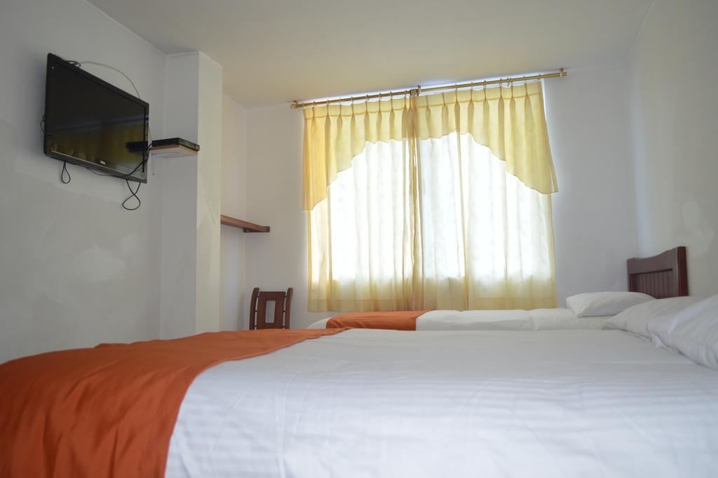 Hotel Ventura Riobamba Exterior photo